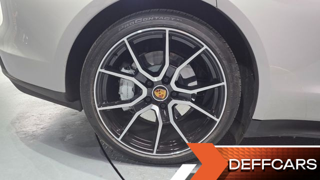 Porsche TAYCAN 4S купить на сайте DeffCars