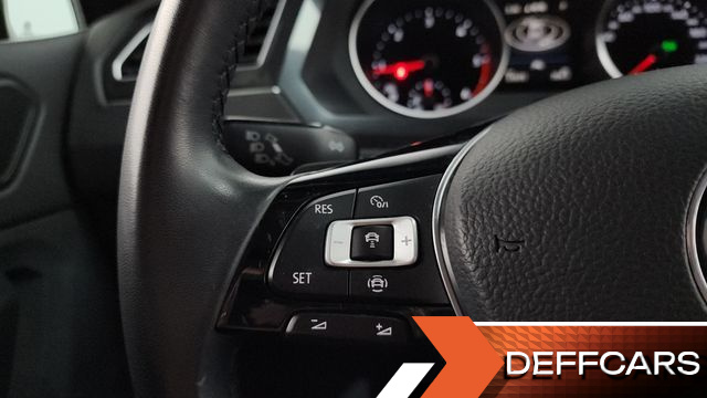 Volkswagen TIGUAN 2.0 TDI Premium купить на сайте DeffCars