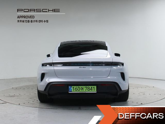 Porsche TAYCAN Turbo купить на сайте DeffCars