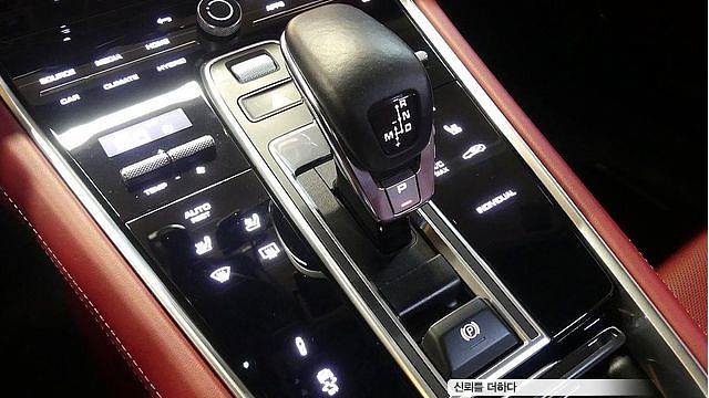 Porsche PANAMERA 2.9 AWD E-Hybrid купить на сайте DeffCars