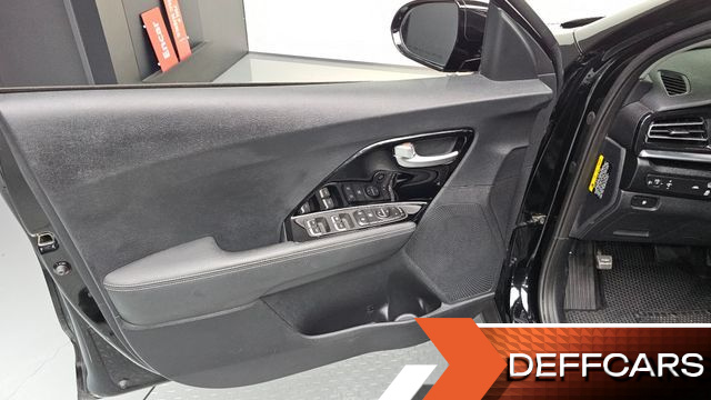 Kia NIRO 1.6 HEV Prestige купить на сайте DeffCars