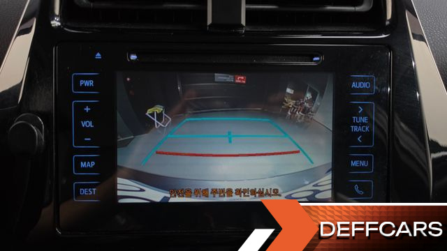 Toyota PRIUS 1.8 E купить на сайте DeffCars