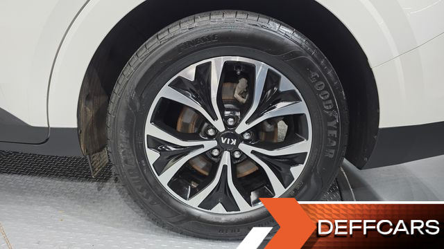 Kia CARNIVAL 9-Seater Prestige купить на сайте DeffCars