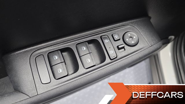 Hyundai CASPER Van Smart купить на сайте DeffCars