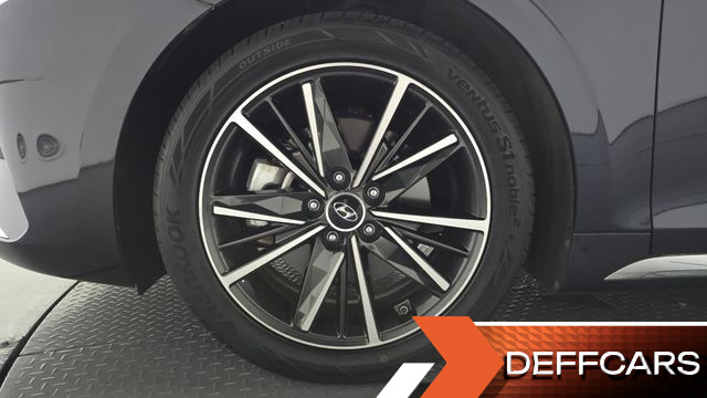 Hyundai GRANDEUR 2.5 Le Blanc купить на сайте DeffCars