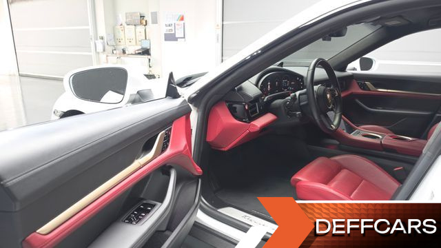 Porsche TAYCAN 4S купить на сайте DeffCars