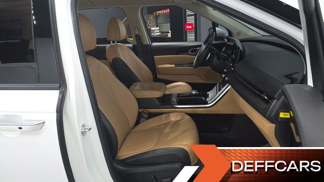 Kia CARNIVAL 9-Seater Signature купить на сайте DeffCars