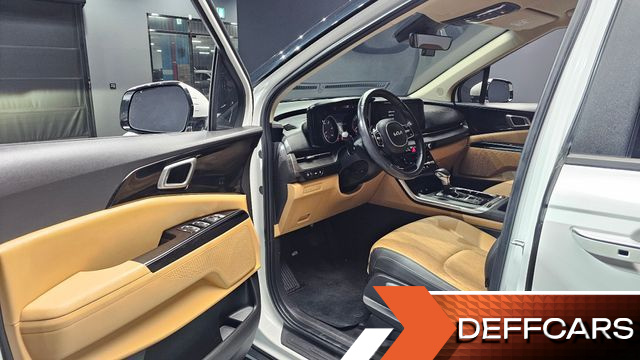 Kia CARNIVAL Diesel 9-Seater Prestige купить на сайте DeffCars