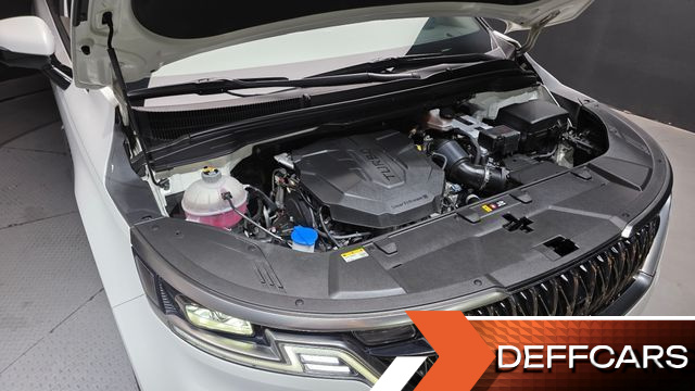 Kia CARNIVAL Diesel 9-Seater Noblesse купить на сайте DeffCars