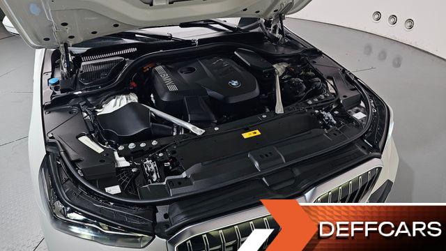 BMW 5-SERIES 530e M Sport купить на сайте DeffCars
