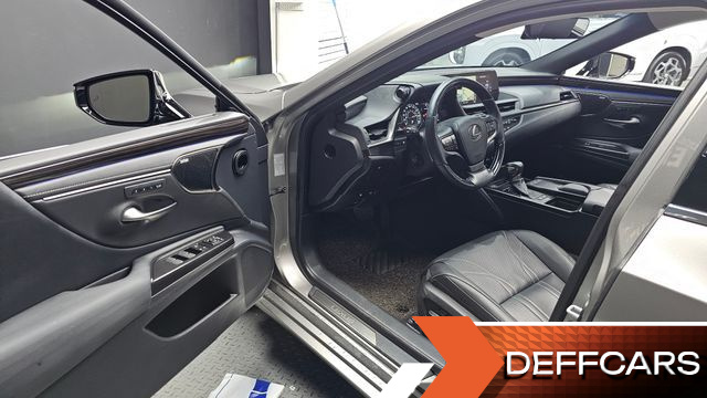 Lexus ES Executive купить на сайте DeffCars