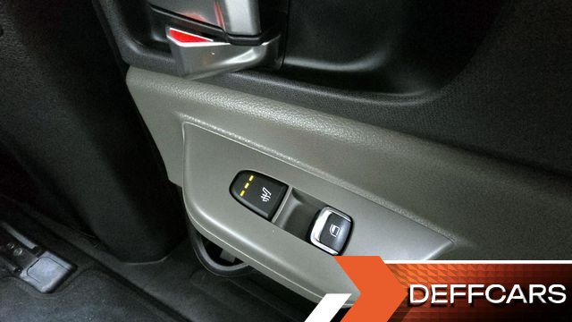 Kia CARNIVAL Gasoline 9-Seater Prestige купить на сайте DeffCars
