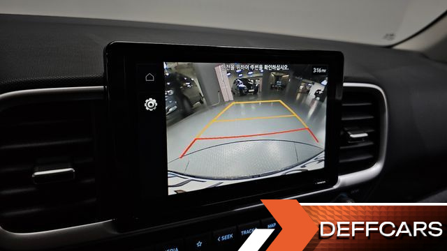 Hyundai VENUE 1,6 Premium купить на сайте DeffCars