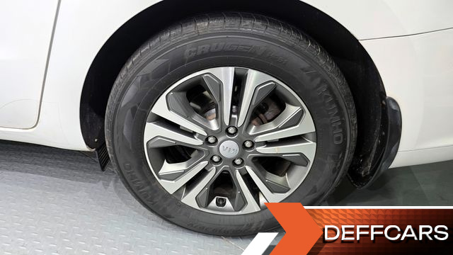 Kia CARNIVAL 9-Seater Luxury купить на сайте DeffCars