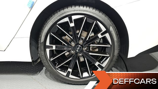 Kia K5 1.6 Turbo Signature купить на сайте DeffCars