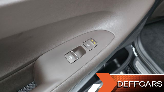 Hyundai GRANDEUR Premium купить на сайте DeffCars