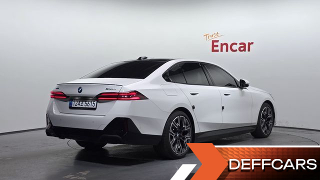 BMW 5-SERIES 530e xDrive M Sport Pro купить на сайте DeffCars