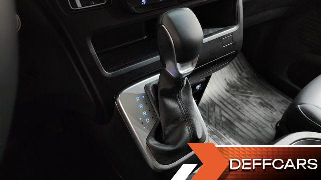 Hyundai STARIA L3.5 Cargo 5-Seater Modern купить на сайте DeffCars