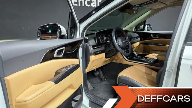 Kia CARNIVAL Gasoline 9-Seater Prestige купить на сайте DeffCars
