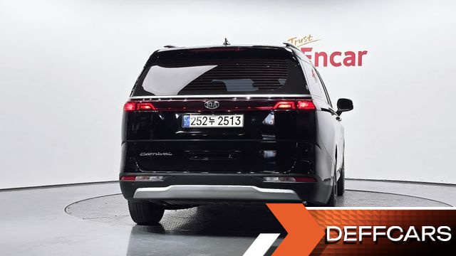 Kia CARNIVAL 9-Seater Prestige купить на сайте DeffCars
