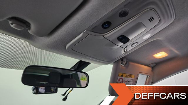 Toyota PRIUS 1.8 E купить на сайте DeffCars