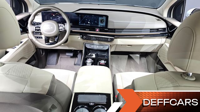 Kia CARNIVAL 7-Seater Signature купить на сайте DeffCars