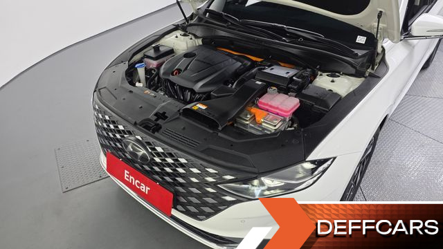 Hyundai GRANDEUR Le Blanc купить на сайте DeffCars