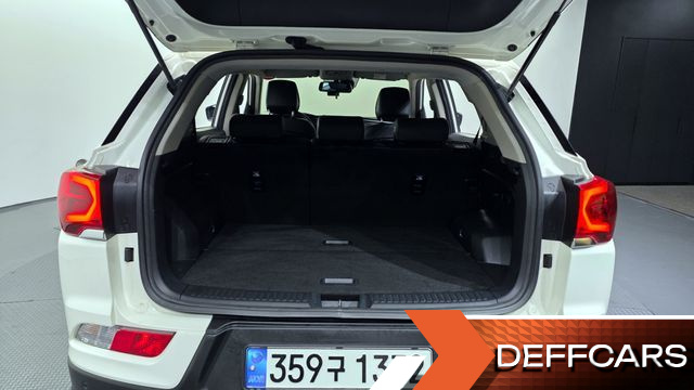 Ssangyong KORANDO Gasoline 1.5 2WD C5 Plus купить на сайте DeffCars