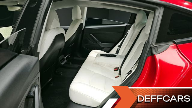 Tesla MODEL 3 Long Range AWD купить на сайте DeffCars