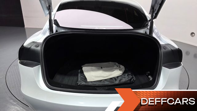 Tesla MODEL 3 Long Range AWD купить на сайте DeffCars
