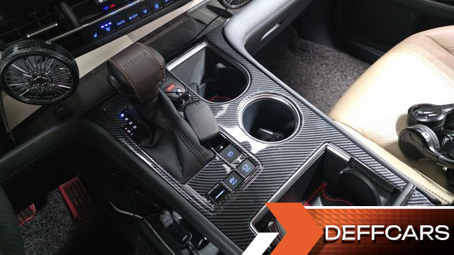 Toyota SIENNA 2.5 Hybrid 2WD купить на сайте DeffCars