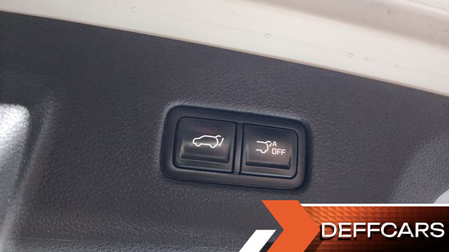 Kia CARNIVAL 7-Seater Signature купить на сайте DeffCars