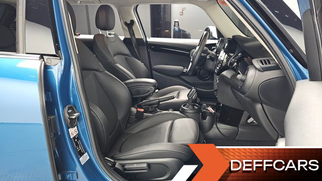 Mini COOPER 5Door Classic Third Generation купить на сайте DeffCars