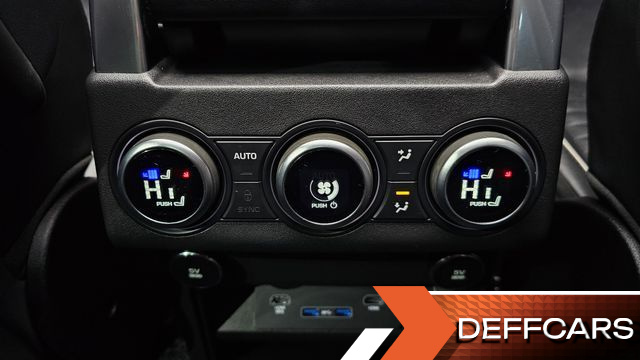 Land Rover DISCOVERY 3.0 SD6 HSE Luxury купить на сайте DeffCars