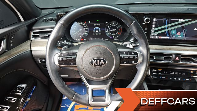Kia K5 2.0 Signature купить на сайте DeffCars