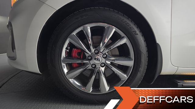 Kia CARNIVAL 9-Seater Noblesse купить на сайте DeffCars