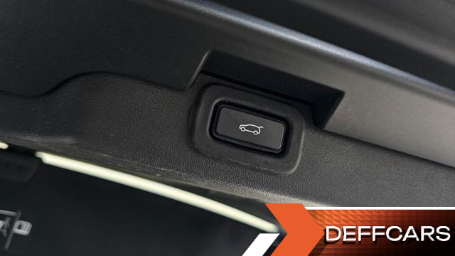 Land Rover DISCOVERY P360 R-Dynamic SE купить на сайте DeffCars