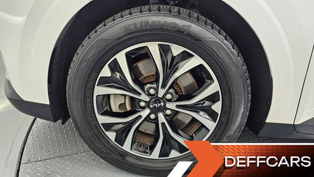Kia CARNIVAL 9-Seater Noblesse купить на сайте DeffCars