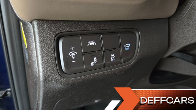Hyundai SANTAFE Diesel 2.0 2WD Prestige купить на сайте DeffCars