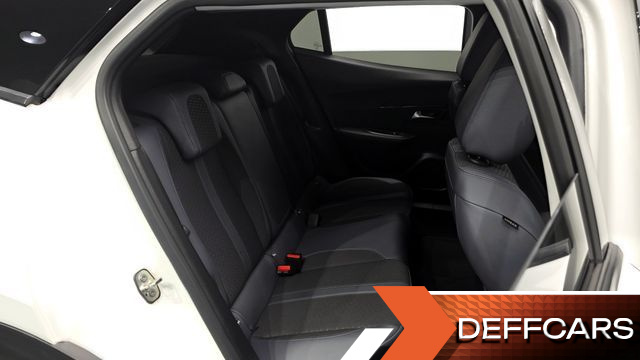 Peugeot 2008 1.5 BlueHDi Allure купить на сайте DeffCars