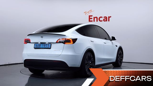 Tesla MODEL Y Performance AWD купить на сайте DeffCars