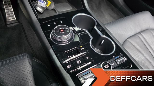 Kia K5 Signature купить на сайте DeffCars