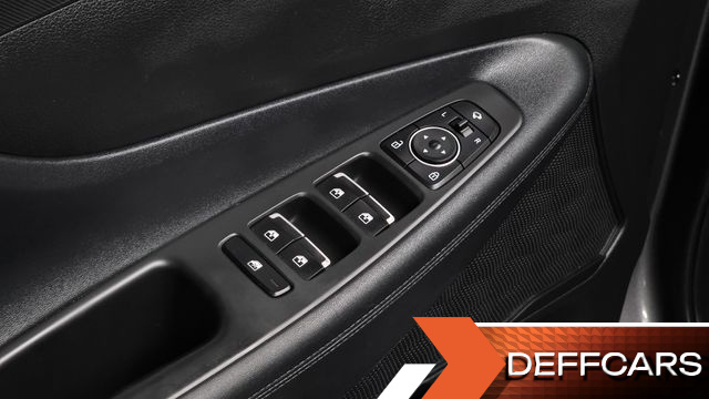 Hyundai SANTAFE Diesel 2.2 4WD Prestige купить на сайте DeffCars