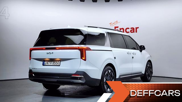Kia CARNIVAL 9-Seater Signature купить на сайте DeffCars