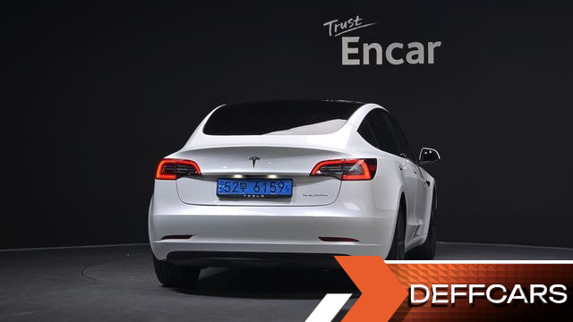 Tesla MODEL 3 Long Range AWD купить на сайте DeffCars