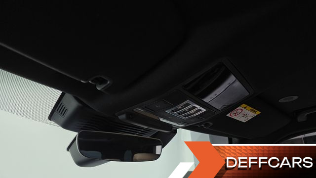 Land Rover DISCOVERY D300 Dynamic HSE купить на сайте DeffCars