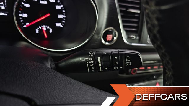 Kia CARNIVAL 11-seater Luxury купить на сайте DeffCars