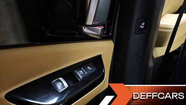 Kia CARNIVAL 9-Seater Signature купить на сайте DeffCars