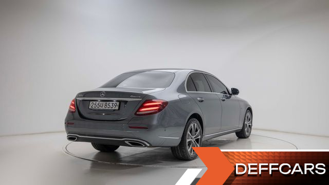 Mercedes E-CLASS E300 4MATIC Exclusive купить на сайте DeffCars