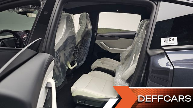 Tesla MODEL Y L Long Range AWD купить на сайте DeffCars
